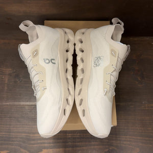 On Running Cloudtilt Loewe Sand Size 12 (Pre-Owned) - aux