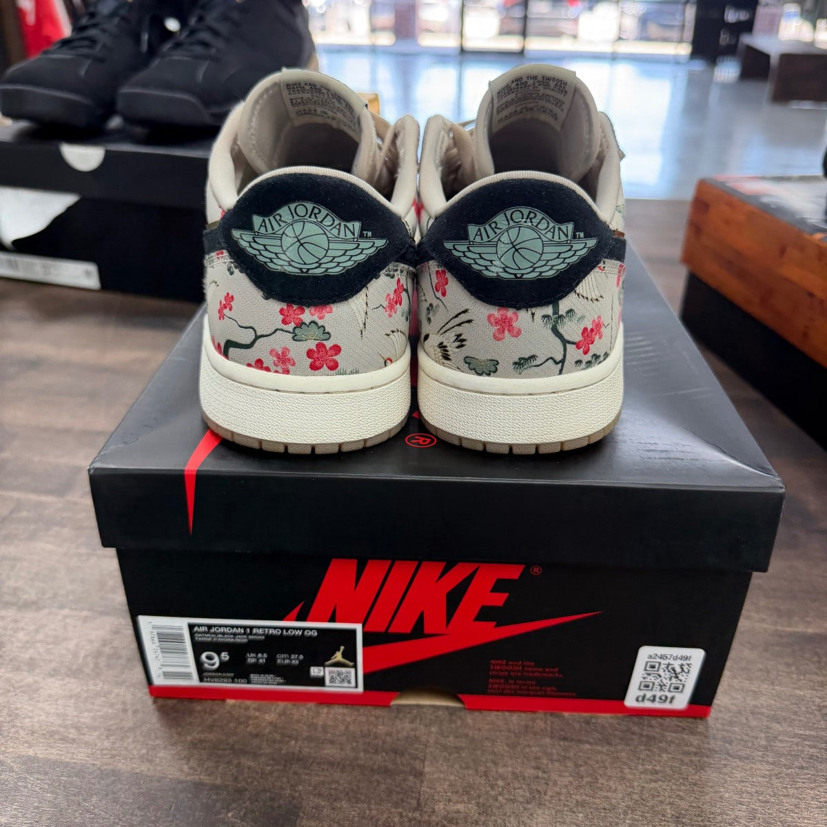 Jordan 1 Retro Low OG Rui Hachimura Oatmeal Size 9.5 (Pre-Owned) - Image 3
