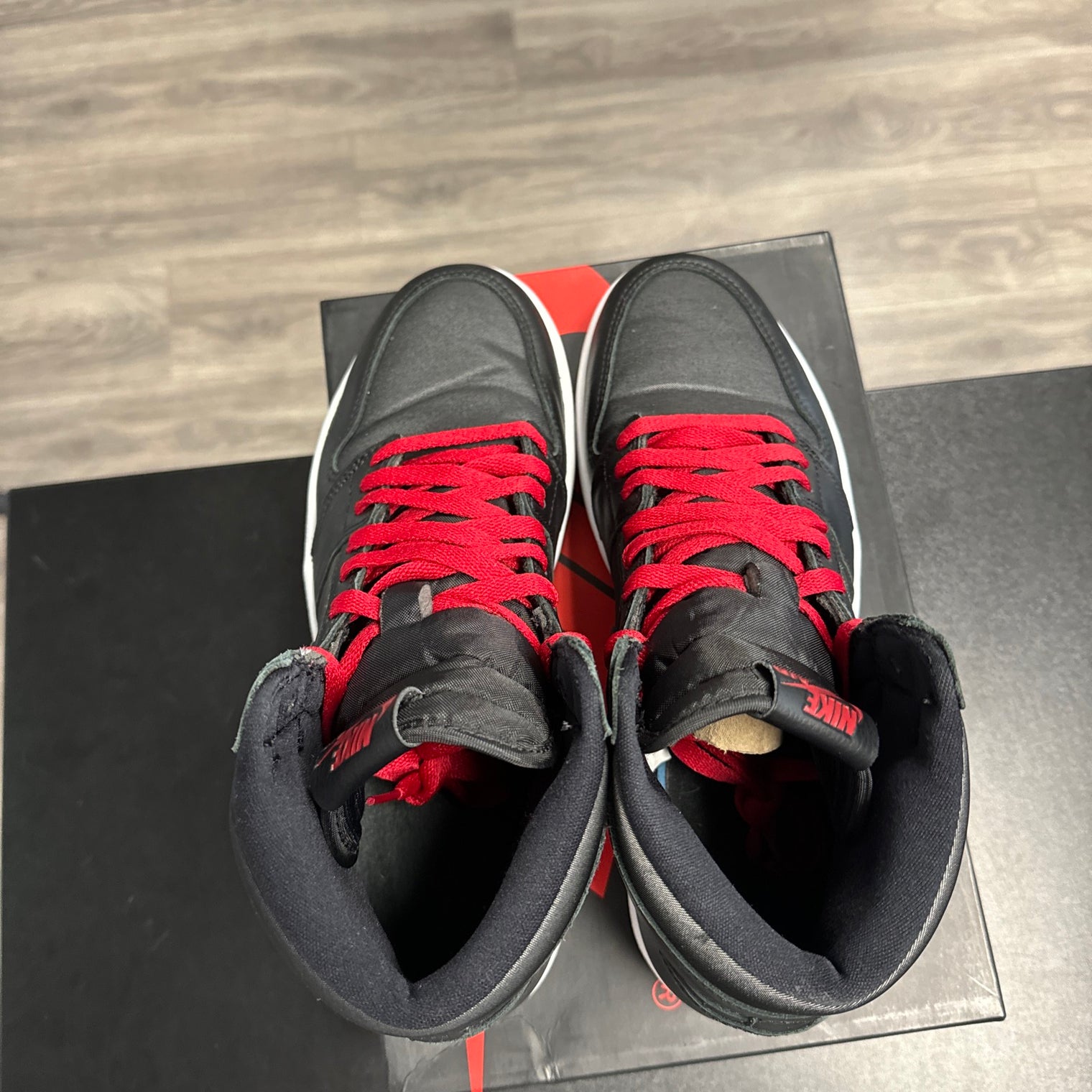 Jordan 1 High Black Satin(USED)