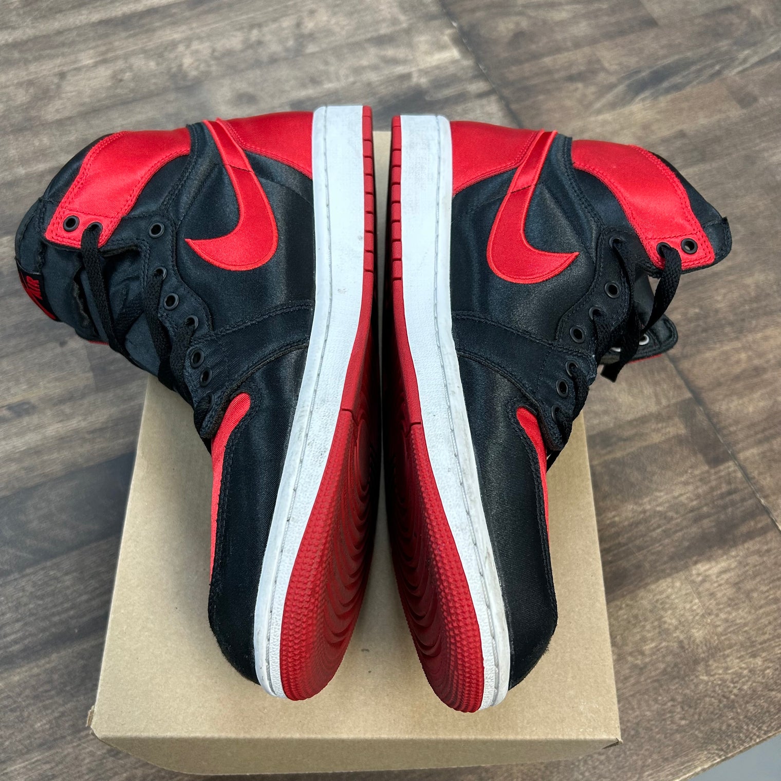 Satin Bred Jordan 1 High (W) (Used, No Box)