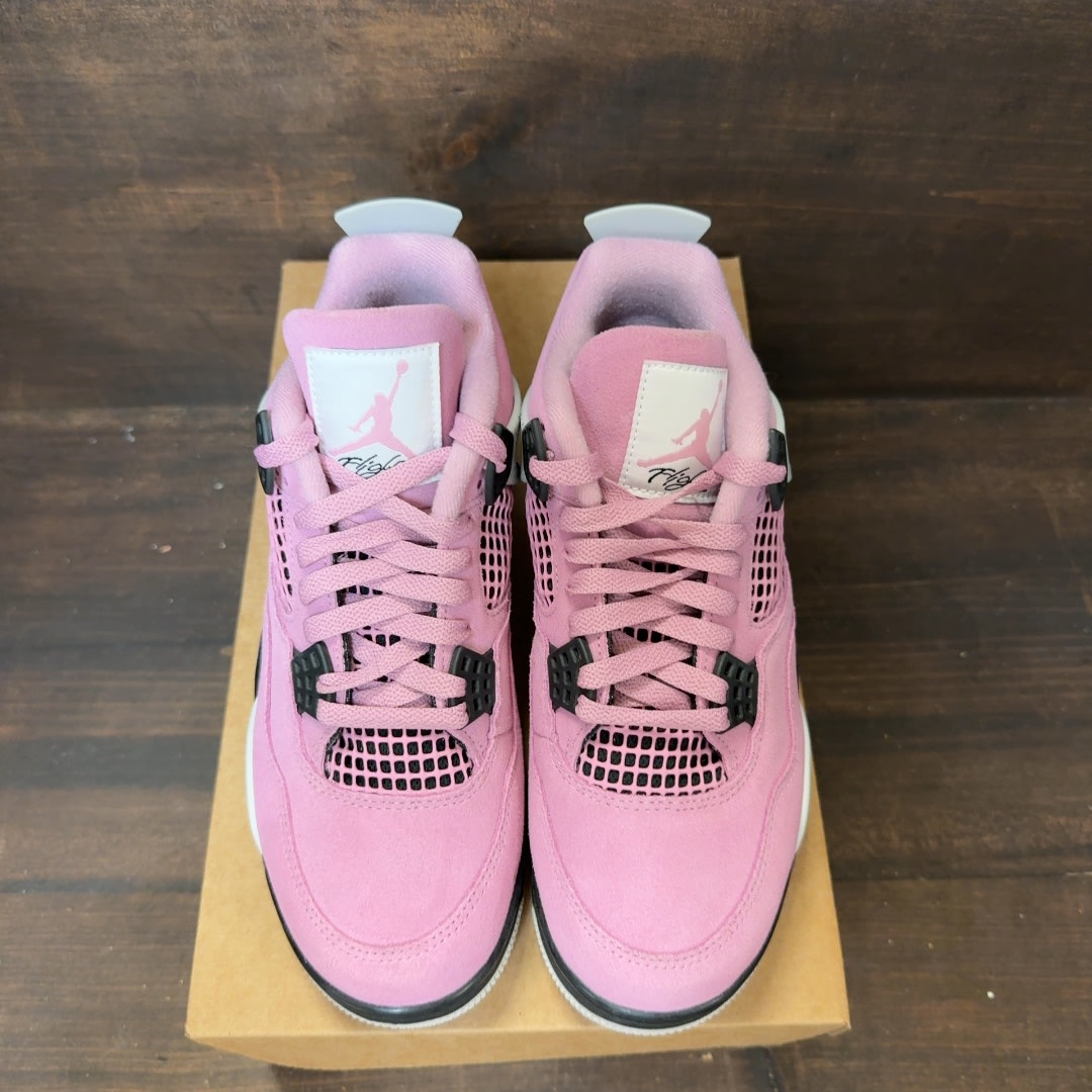 Jordan 4 Retro Orchid (Women's) Size 8W (Pre-Owned) - Image 3