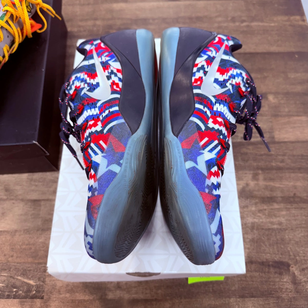 Nike Kobe 9 EM Low Indpendence Day Size 12 (Pre-Owned) - Image 6
