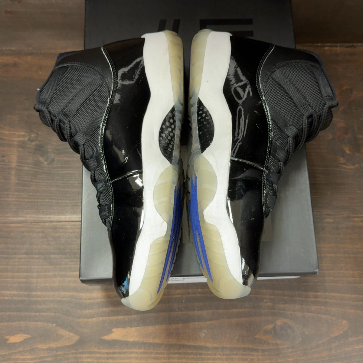 Jordan 11 Retro Space Jam (2016) - Image 4
