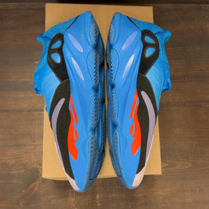 adidas Yeezy Boost 700 Hi-Res Blue Size 11 (Pre-Owned) - Image 4