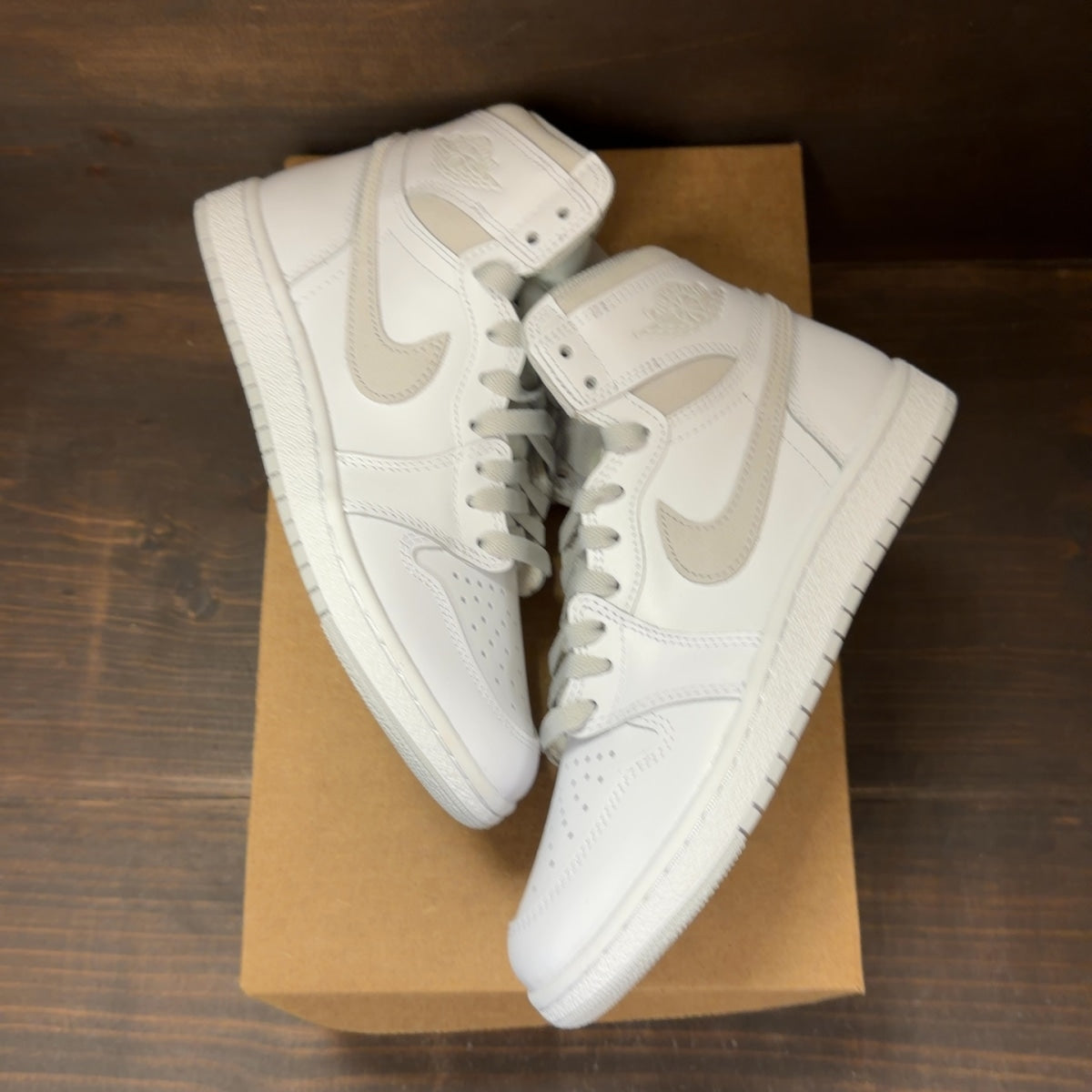 Jordan 1 Retro High '85 Neutral Grey Size 7 - Image 2