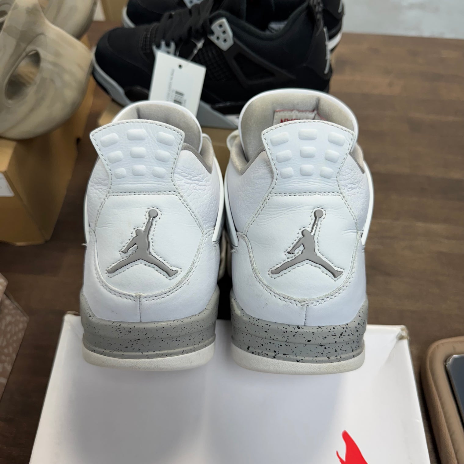 White Oreo Jordan 4 Retro (USED)