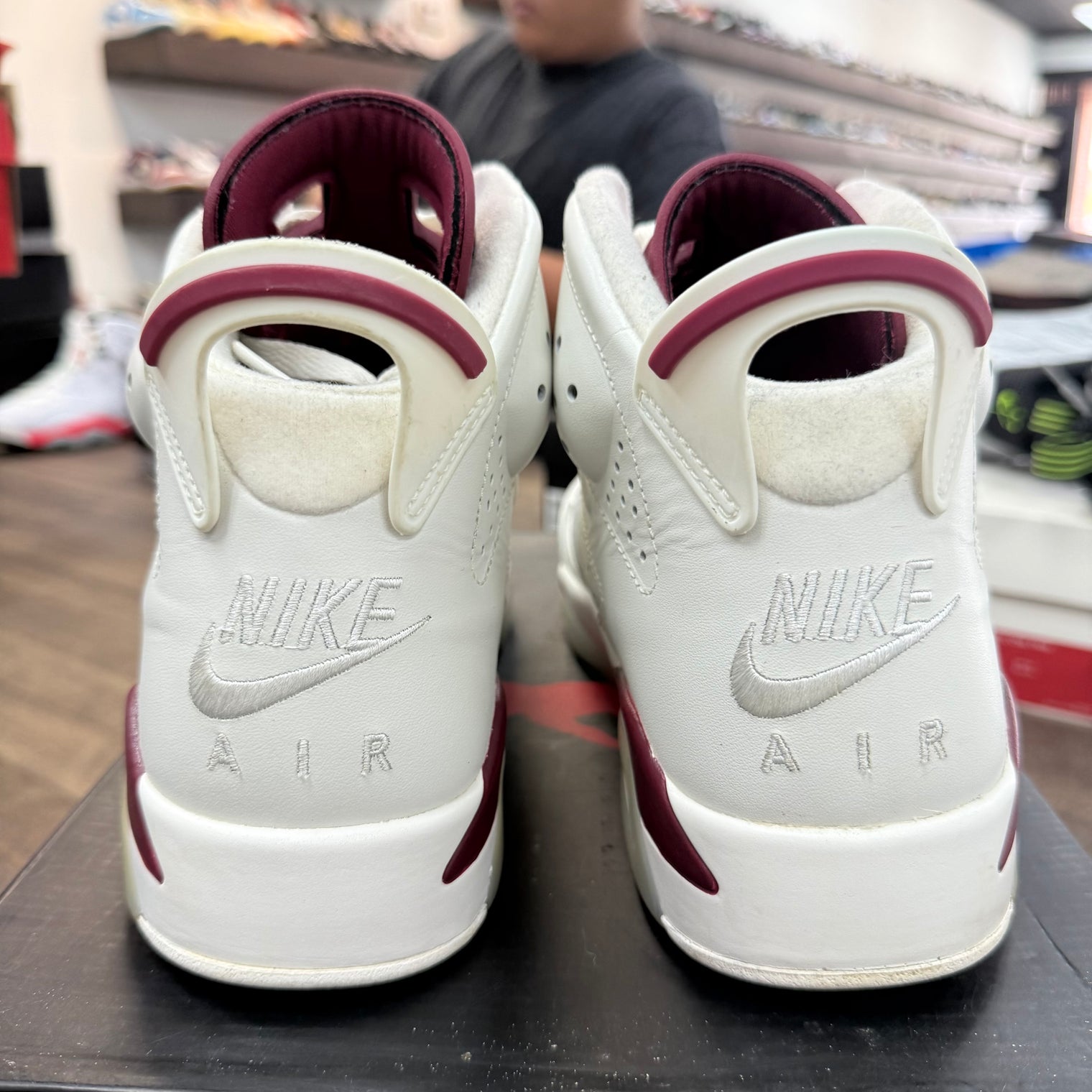 Maroon Jordan 6 Retro (USED)