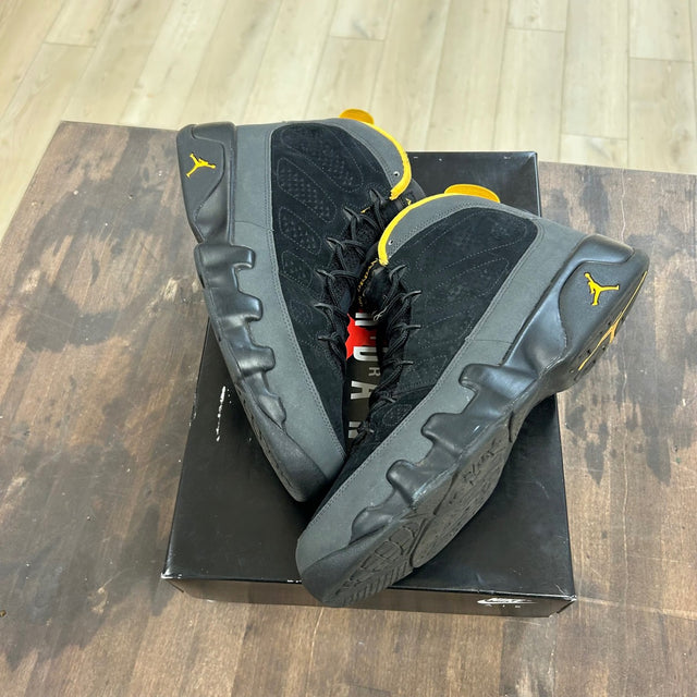 Jordan 9 Retro Dark Charcoal University Gold Size 11 (Pre-Owned)