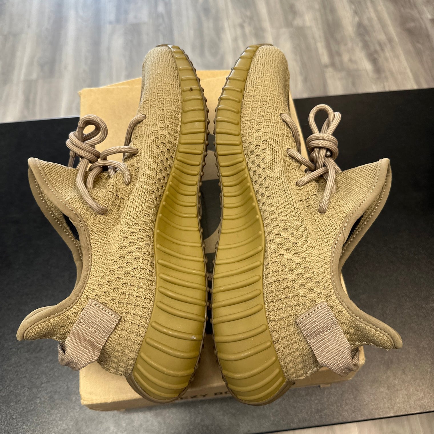 Earth Yeezy 350 (USED)