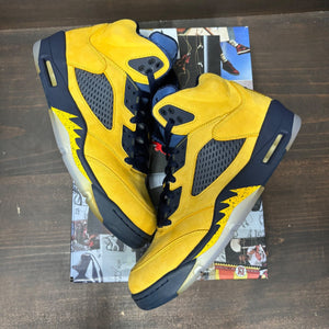 Jordan 5 Retro Michigan (2019) - Image 2