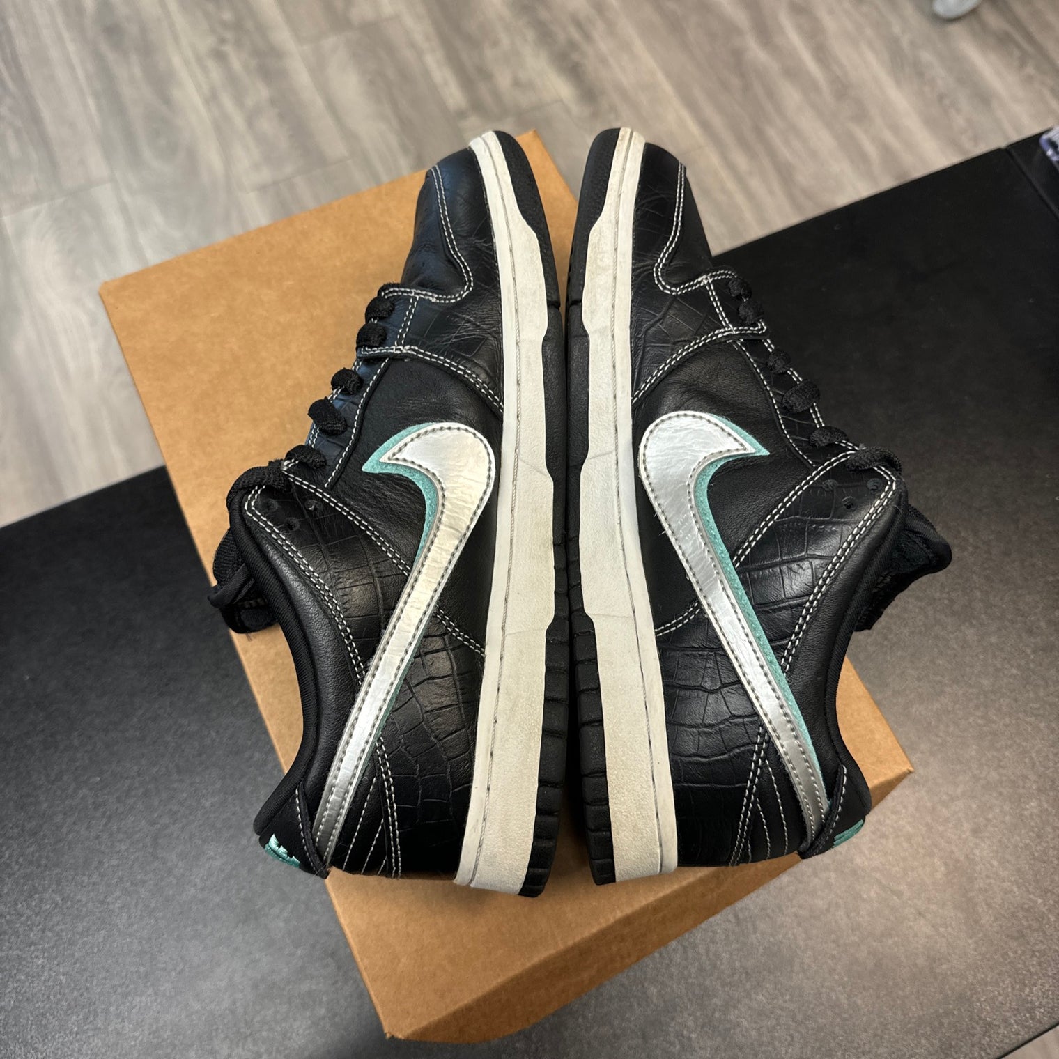 Diamond Supply Nike SB Dunk Low (USED;NO BOX)