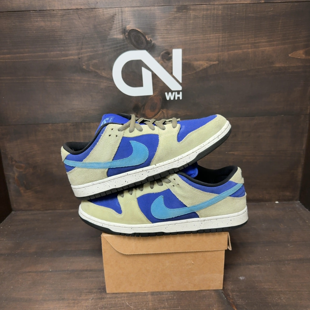 Nike SB Dunk Low ACG Celadon Size 12 (Pre-Owned) - Image 1