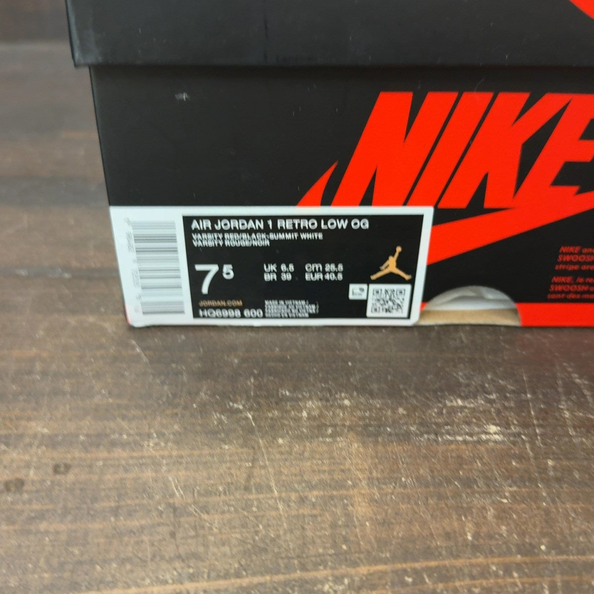 Jordan 1 Retro Low OG Chicago (2025) Size 7.5 (Pre-Owned)