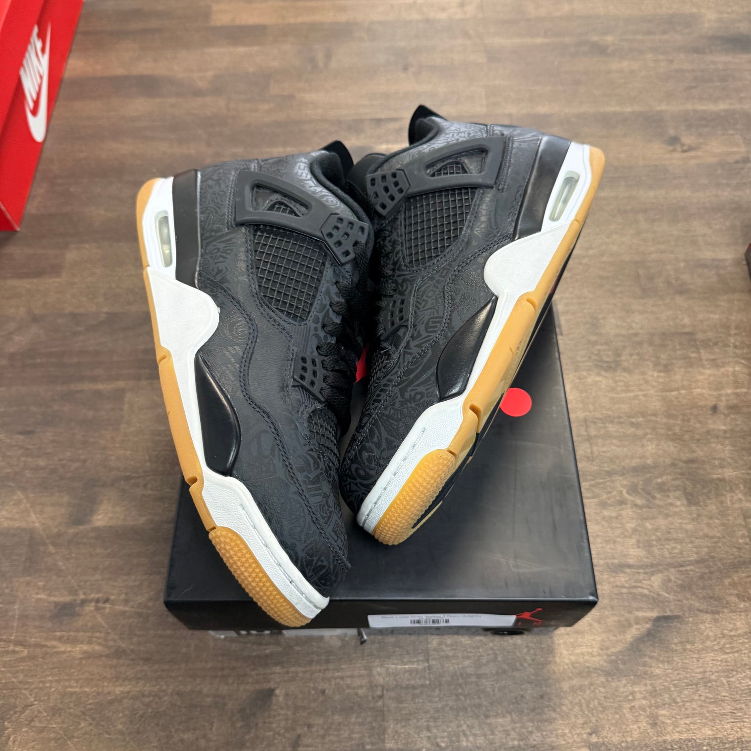 Black Laser Gum Jordan 4 Retro (USED)