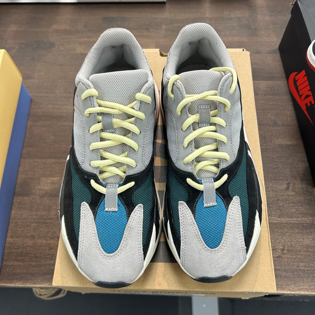 Waverunner Yeezy 700 (USED)