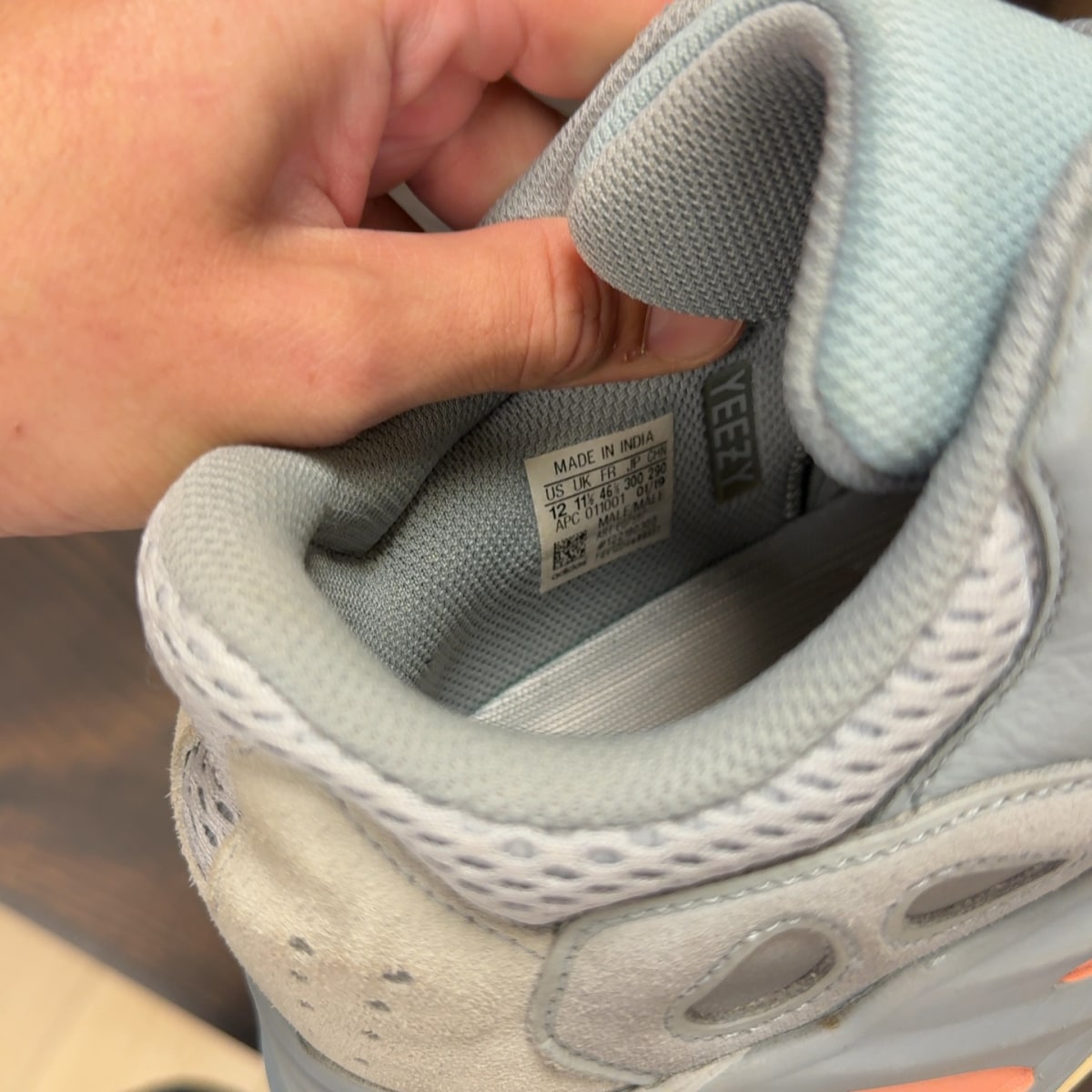 adidas Yeezy Boost 700 Inertia Size 12 (Pre-Owned) - Image 7