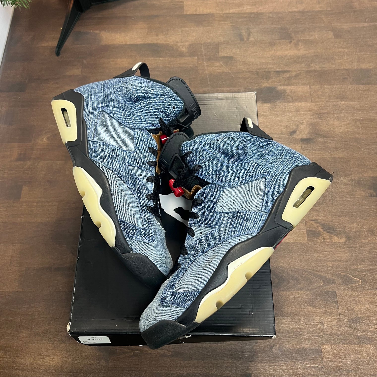 Denim Jordan 6 (USED, no box)