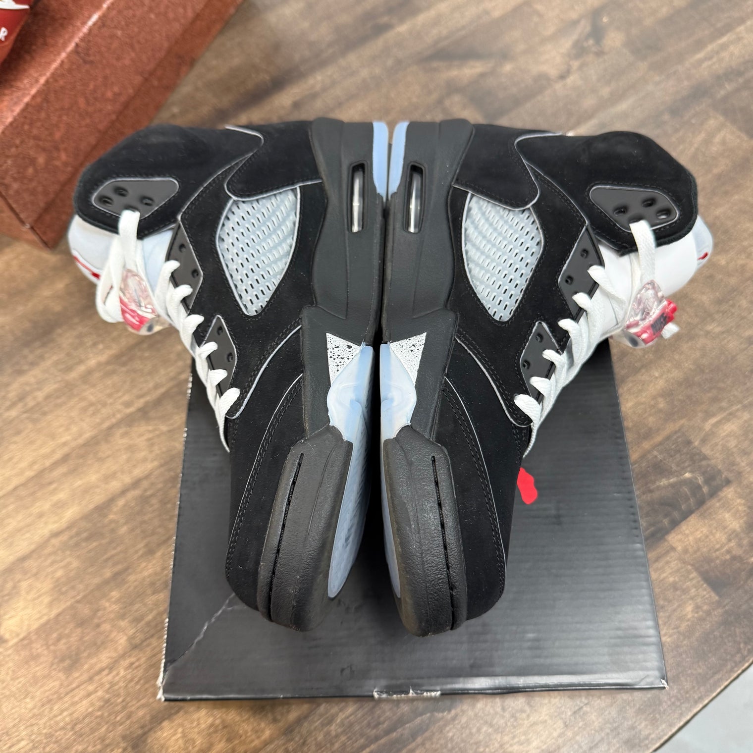 Black Metallic Jordan 5 (2025) (USED)
