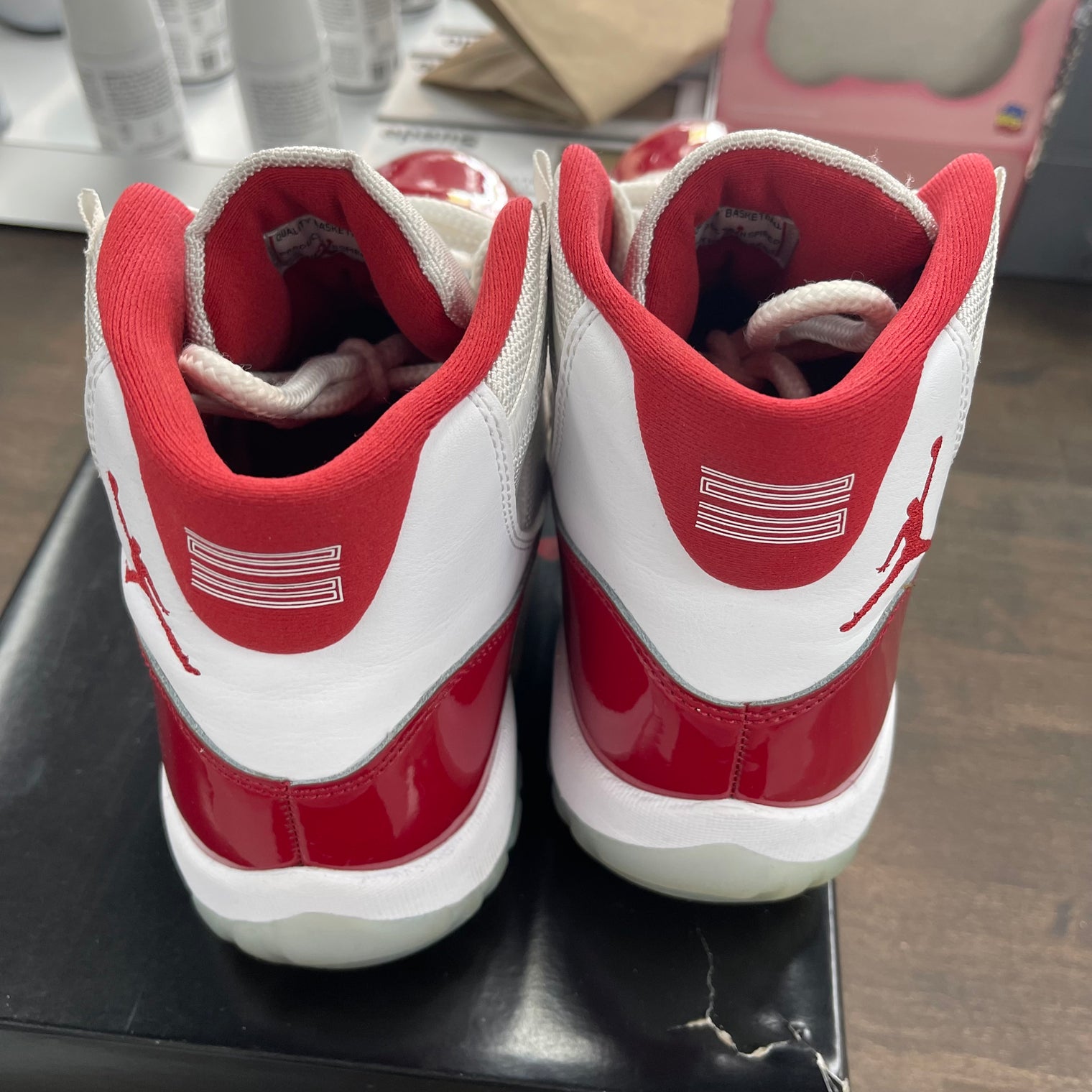 Cherry Jordan 11 (USED)