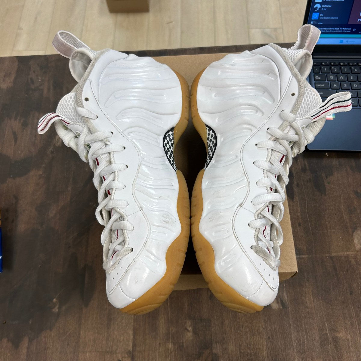Nike Air Foamposite Pro White Gucci Size 13 (Pre-Owned) - Image 3