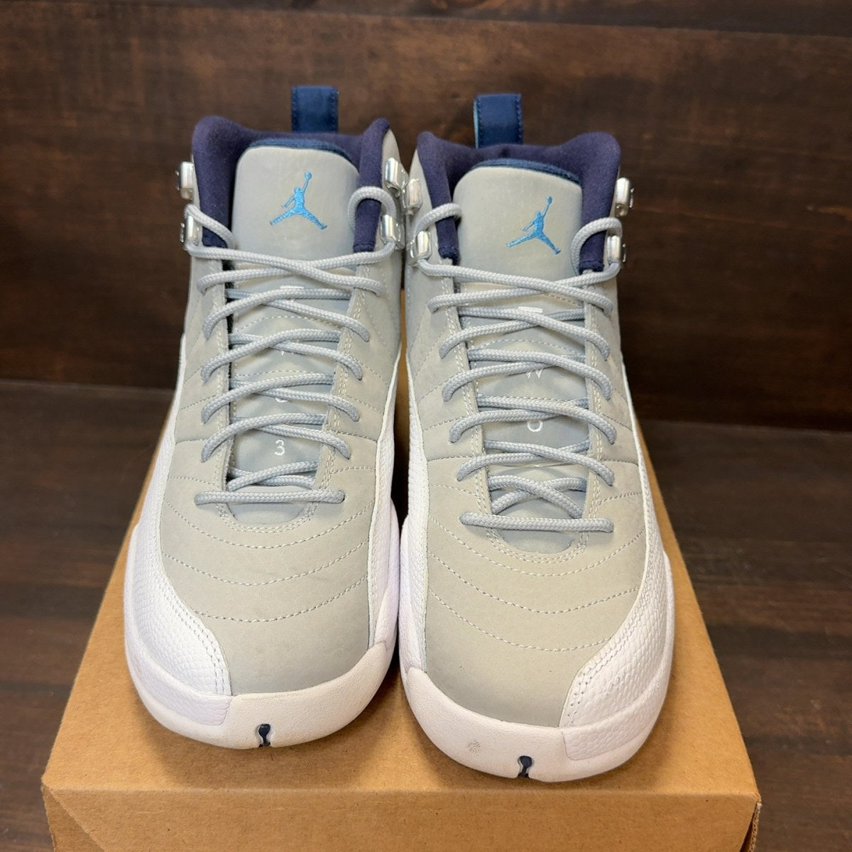 Jordan 12 Retro Grey University Blue (GS) Size 7Y (Pre-Owned) - Image 3