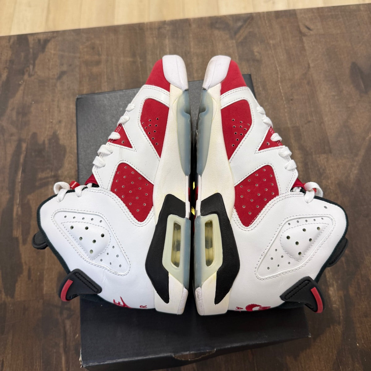 Jordan 6 Retro Carmine (2021) (GS) - Image 4