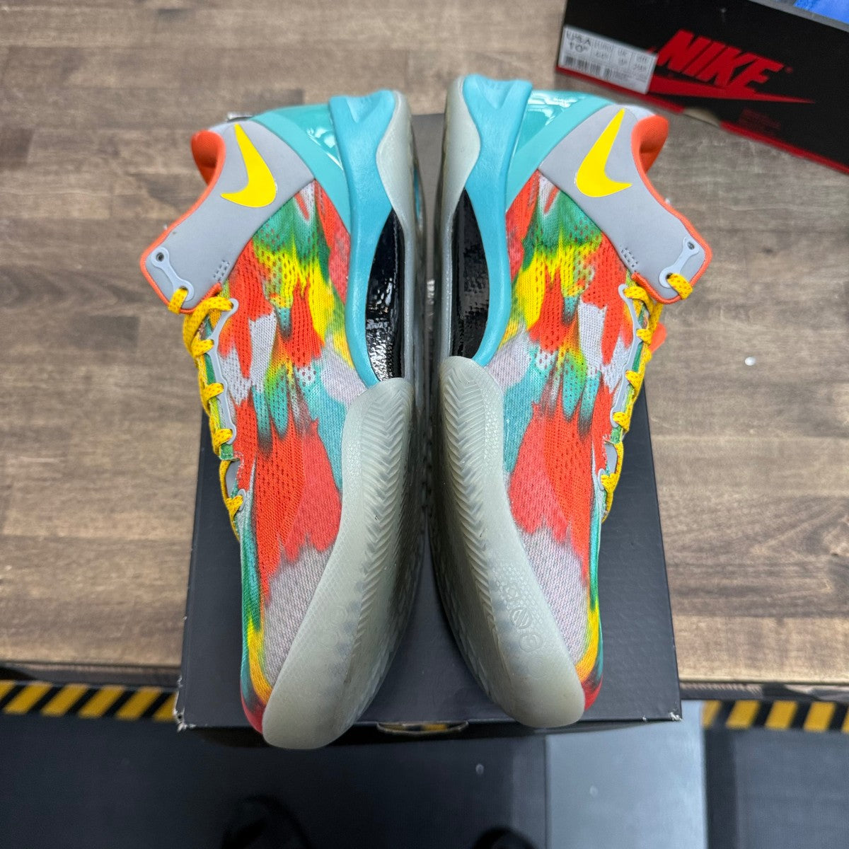 Nike Kobe 8 Protro Venice Beach (2024) - Image 3