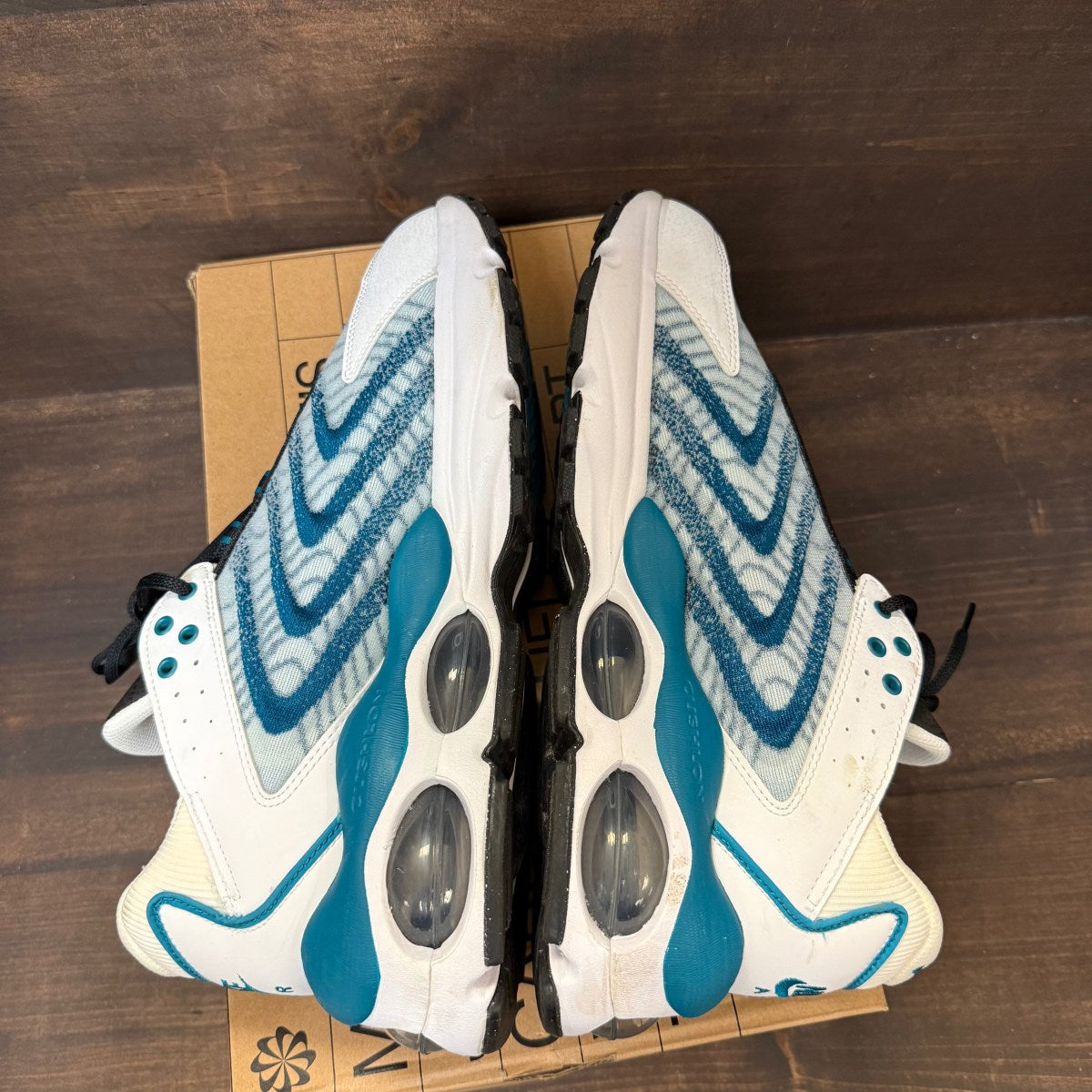 Nike Air Max TW White Bright Spruce Black Size 12 (Pre-Owned) - Image 6