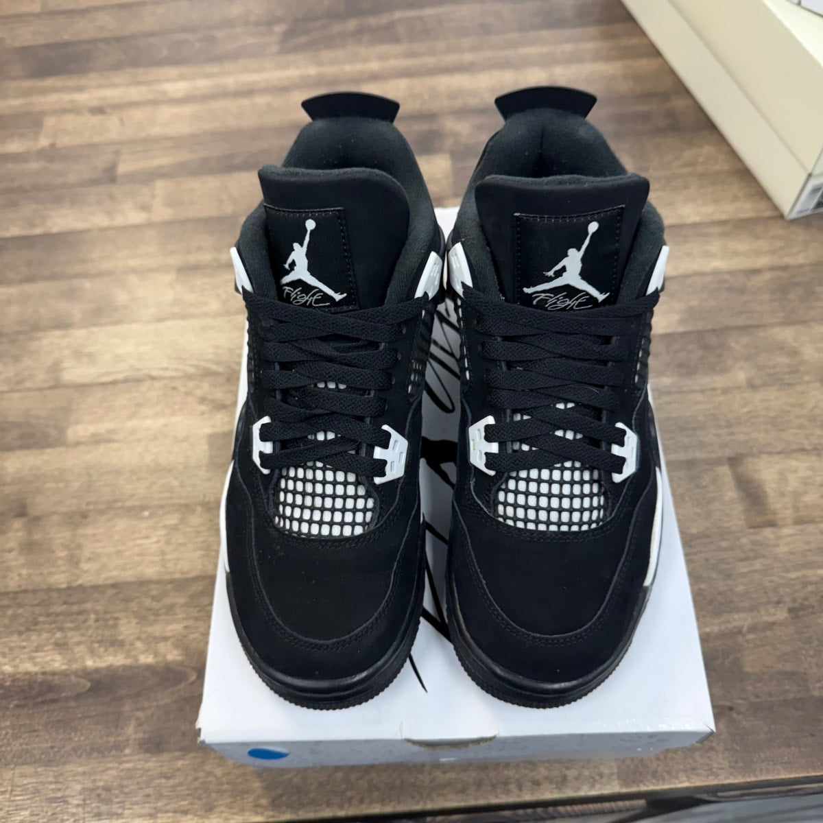 Jordan 4 Retro White Thunder (GS) - Image 2