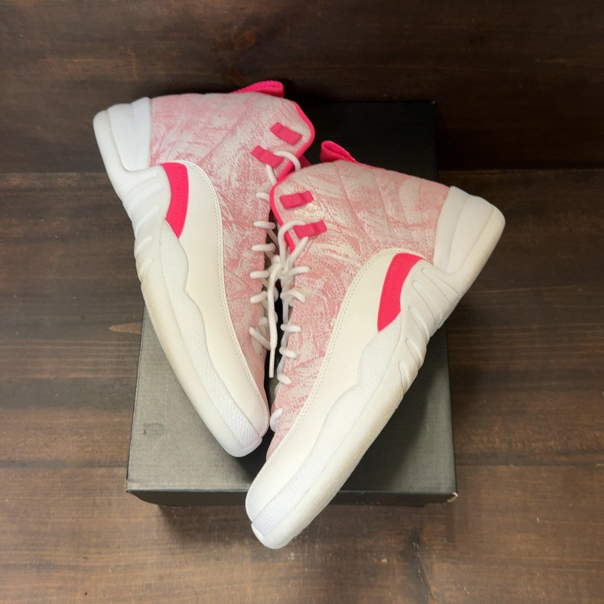 Jordan 12 Retro Arctic Punch (GS) Size 7Y (Pre-Owned)