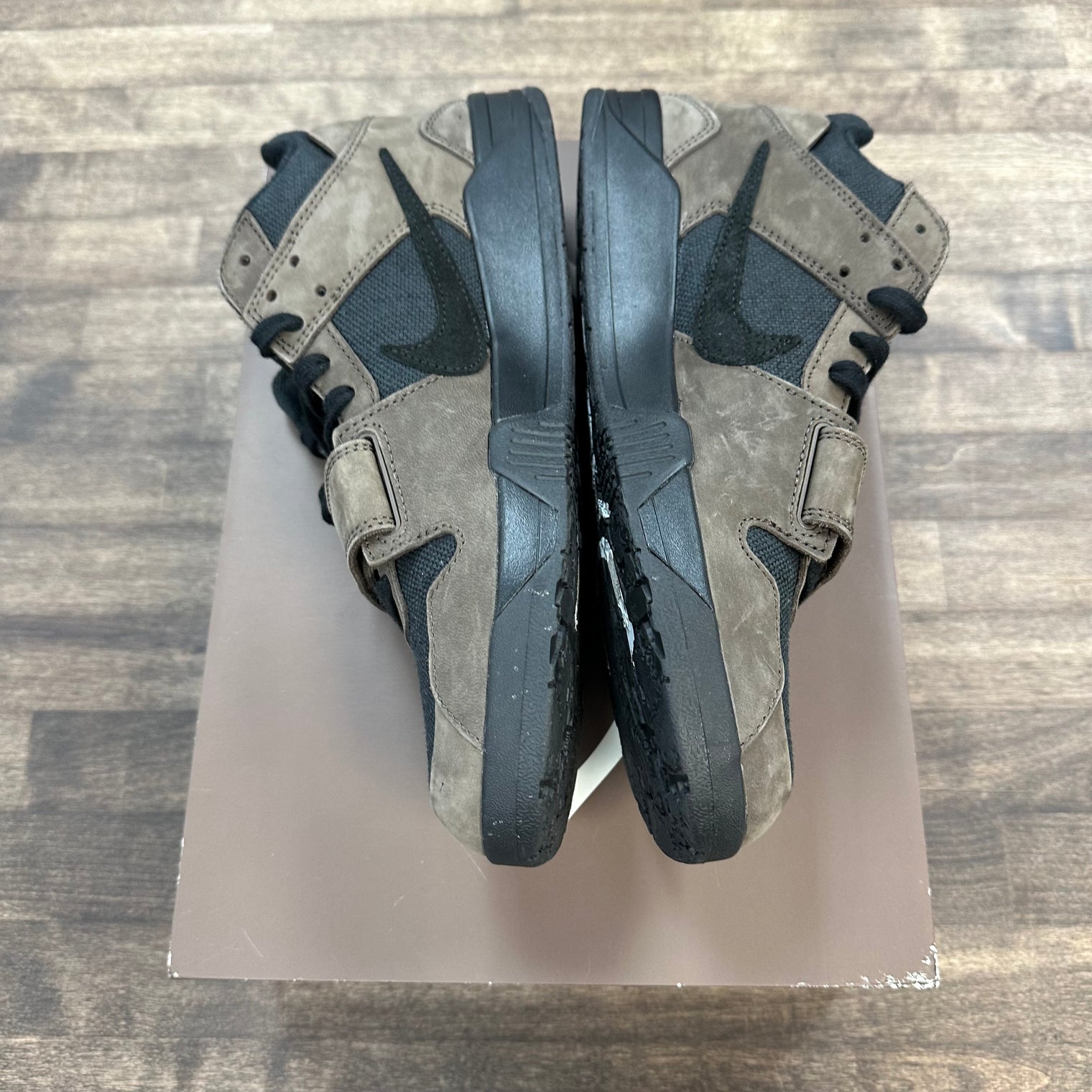Travis Scott Dark Mocha Jumpman Jack TR (USED)