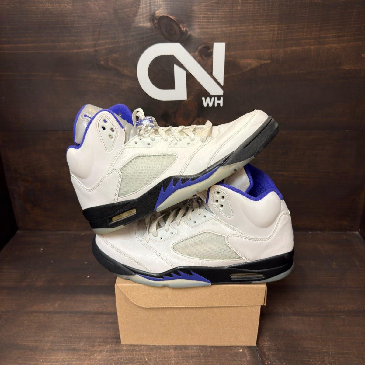 Jordan 5 Retro Dark Concord Size 13 (Pre-Owned) - Image 1