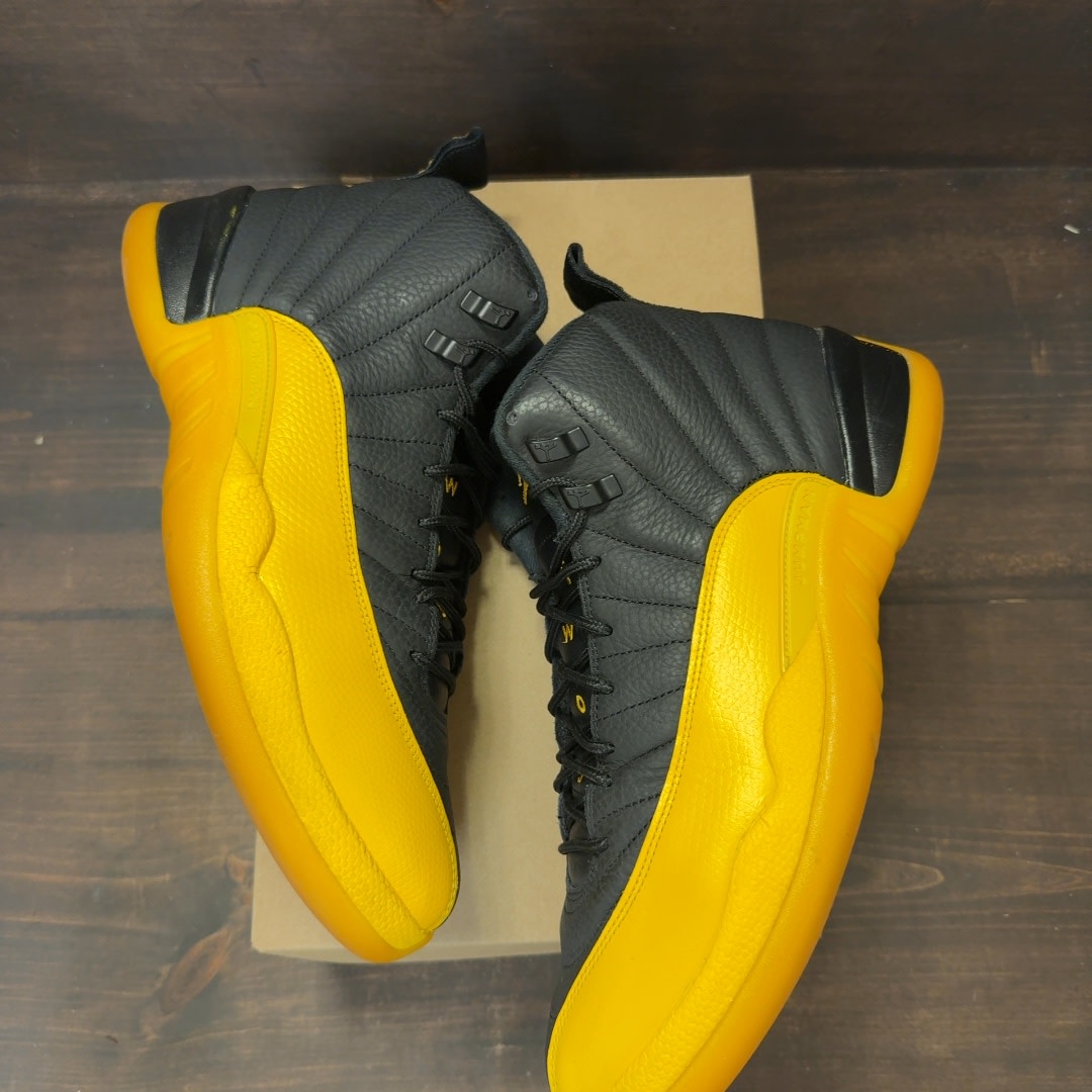 Jordan 12 Retro Black University Gold Size 12 (Pre-Owned) - Image 2