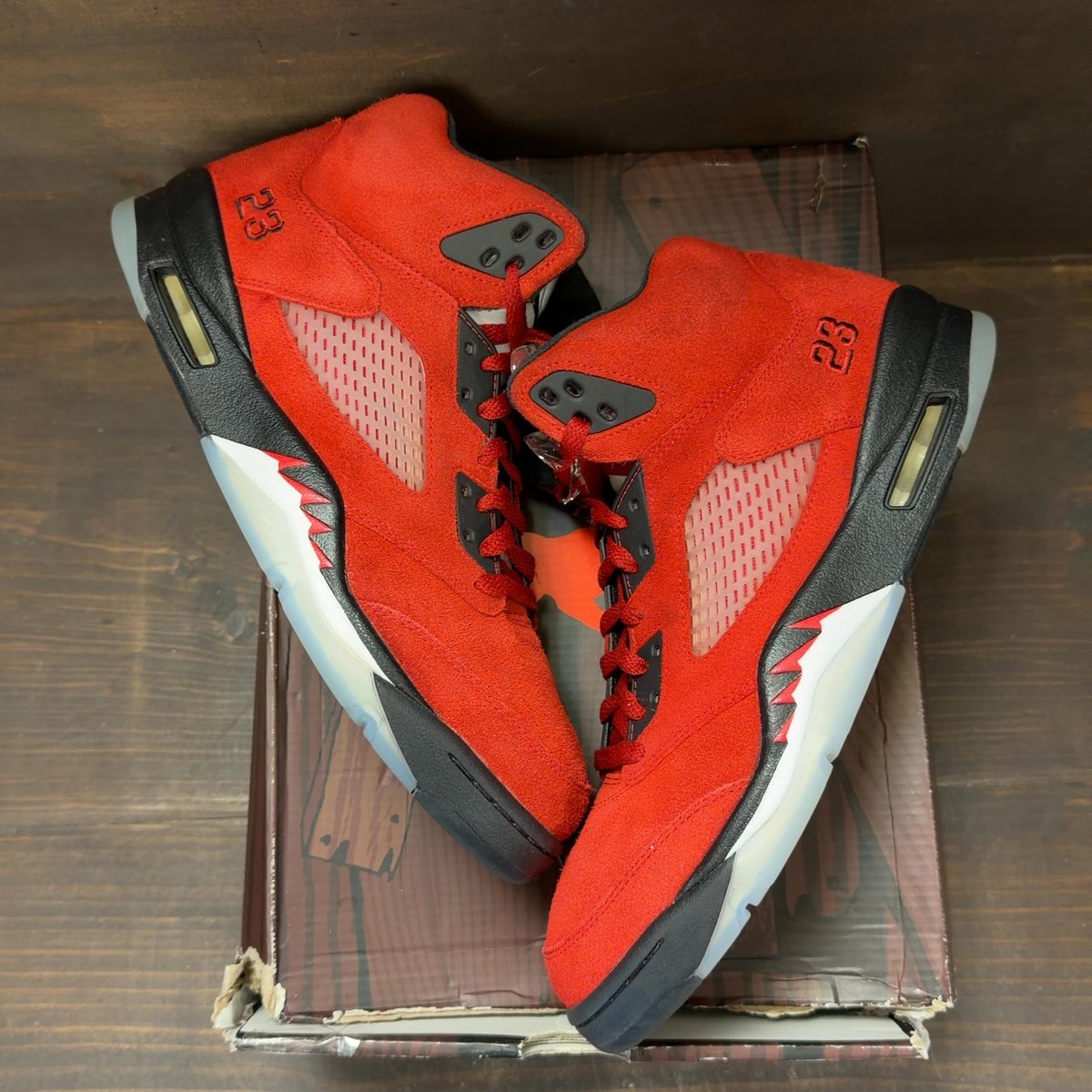 Jordan 5 Retro Raging Bull Red (2021) Size 11.5 (Pre-Owned) - back