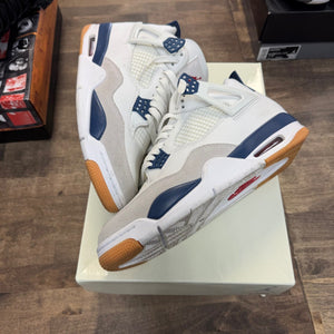 Jordan 4 Retro SB Navy - Image 1