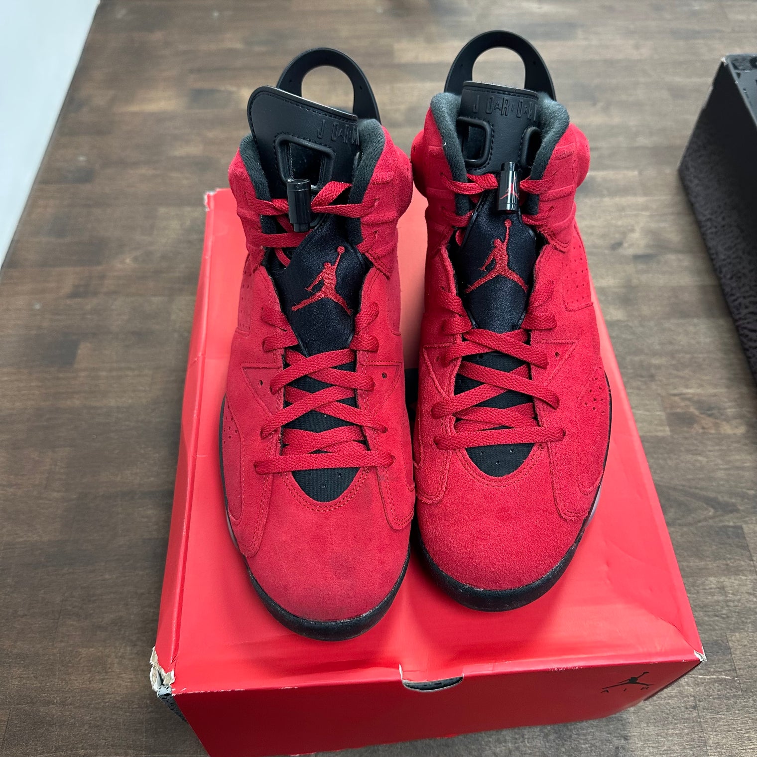 Toro Red Jordan 6 (USED)