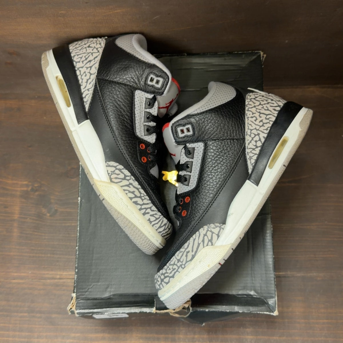 Jordan 3 Retro Black Cement (2018) (GS) Size 5.5Y (Pre-Owned) - back