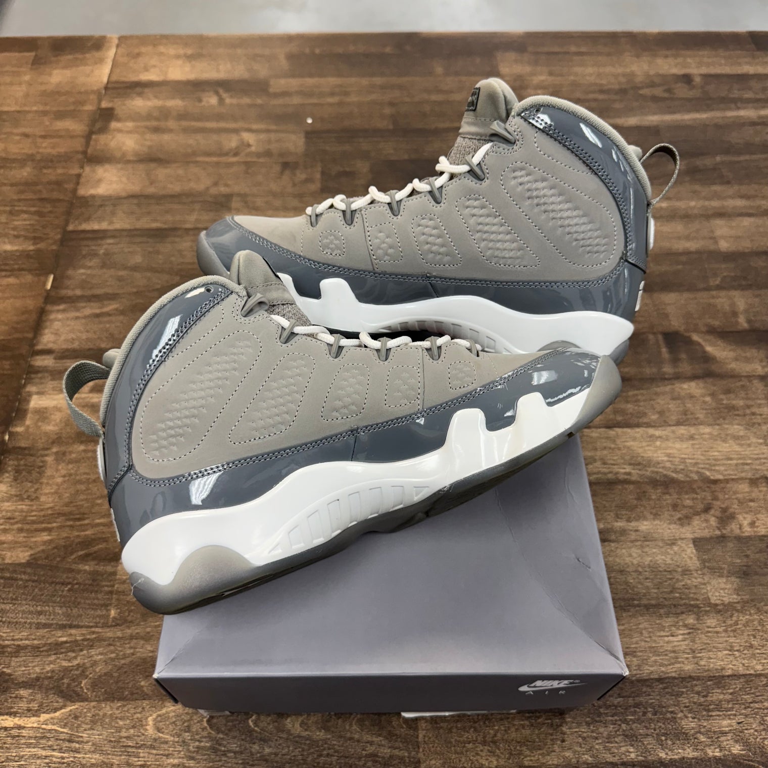 Cool Grey Jordan 9 (USED)
