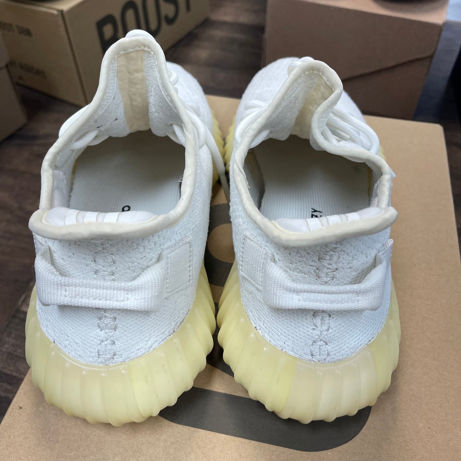 Cream Yeezy 350 (USED, Replacement Box)