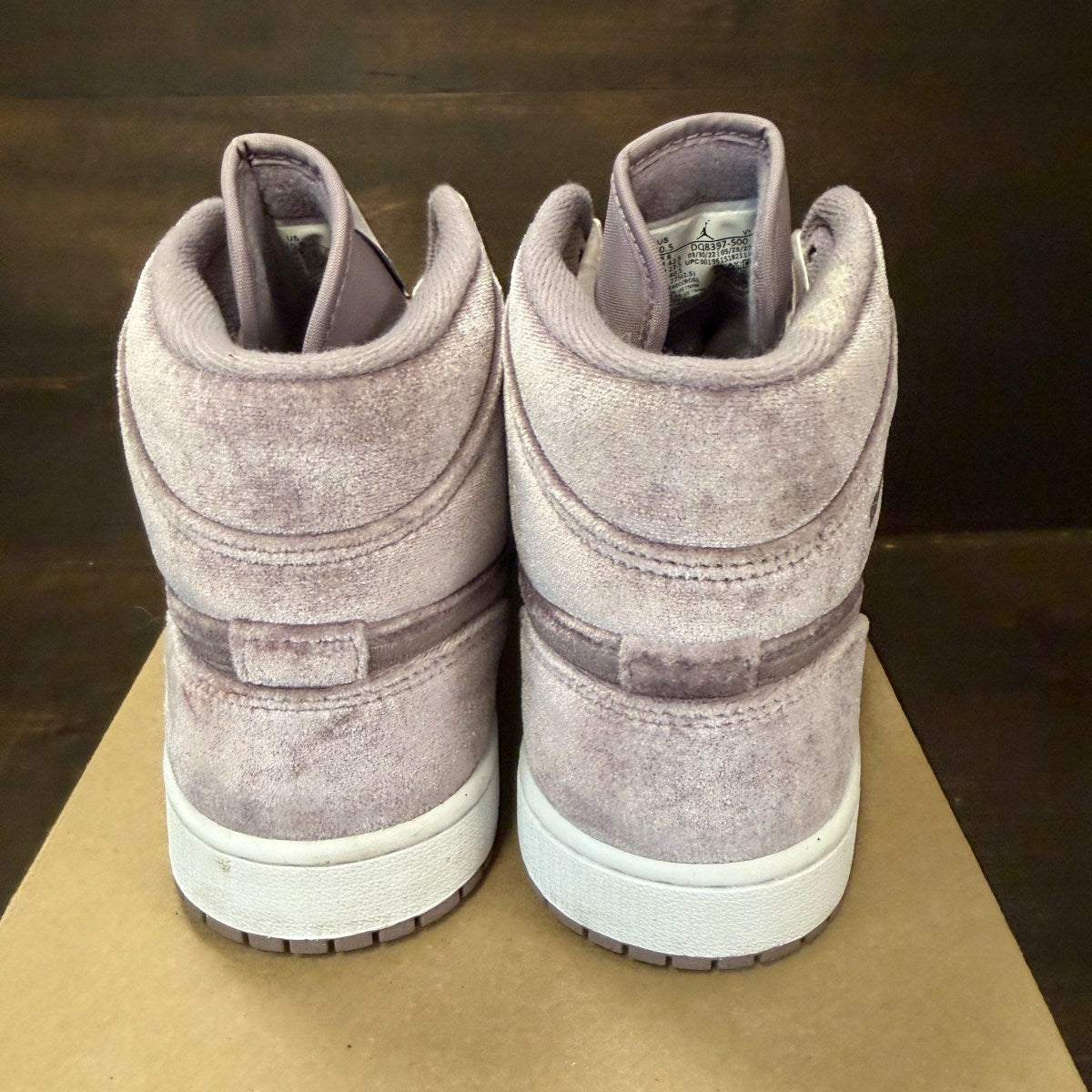 Air Jordan 1 Mid SE Purple Velvet (Women's) Size 10.5W (Pre-Owned) - Image 4