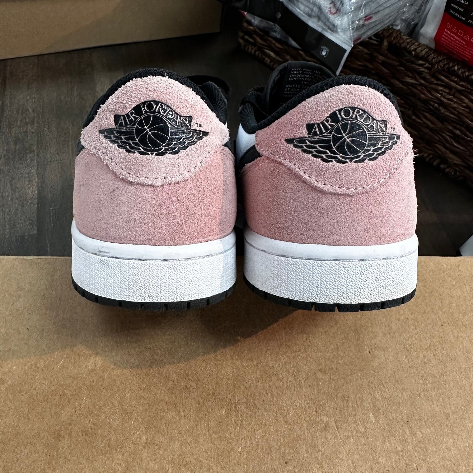 Bleached Coral Jordan 1 Low (USED,No Box)