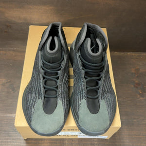 adidas Yeezy QNTM Onyx Size 9 (Pre-Owned) - tag