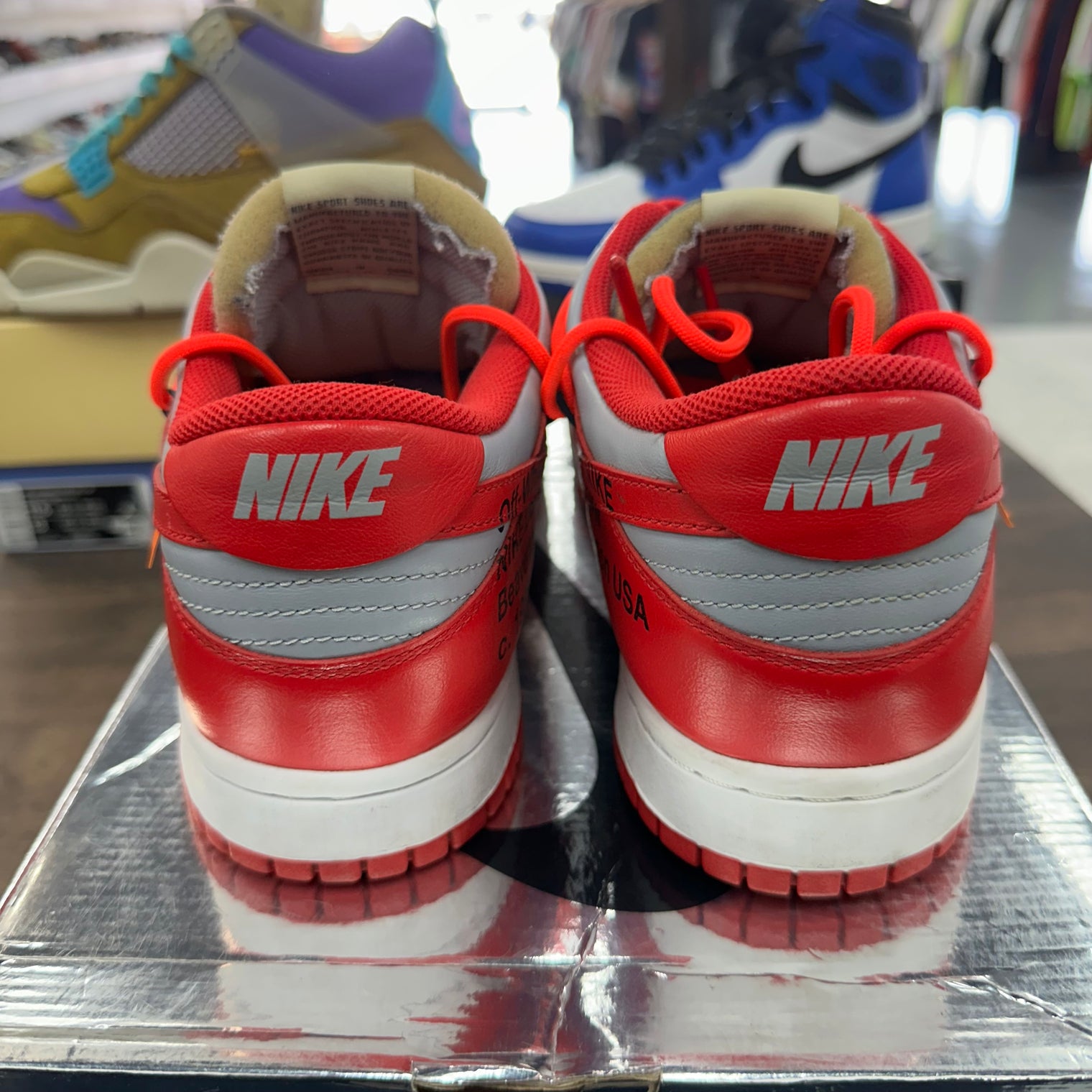 University Red Off-White Nike Dunk Low (USED)