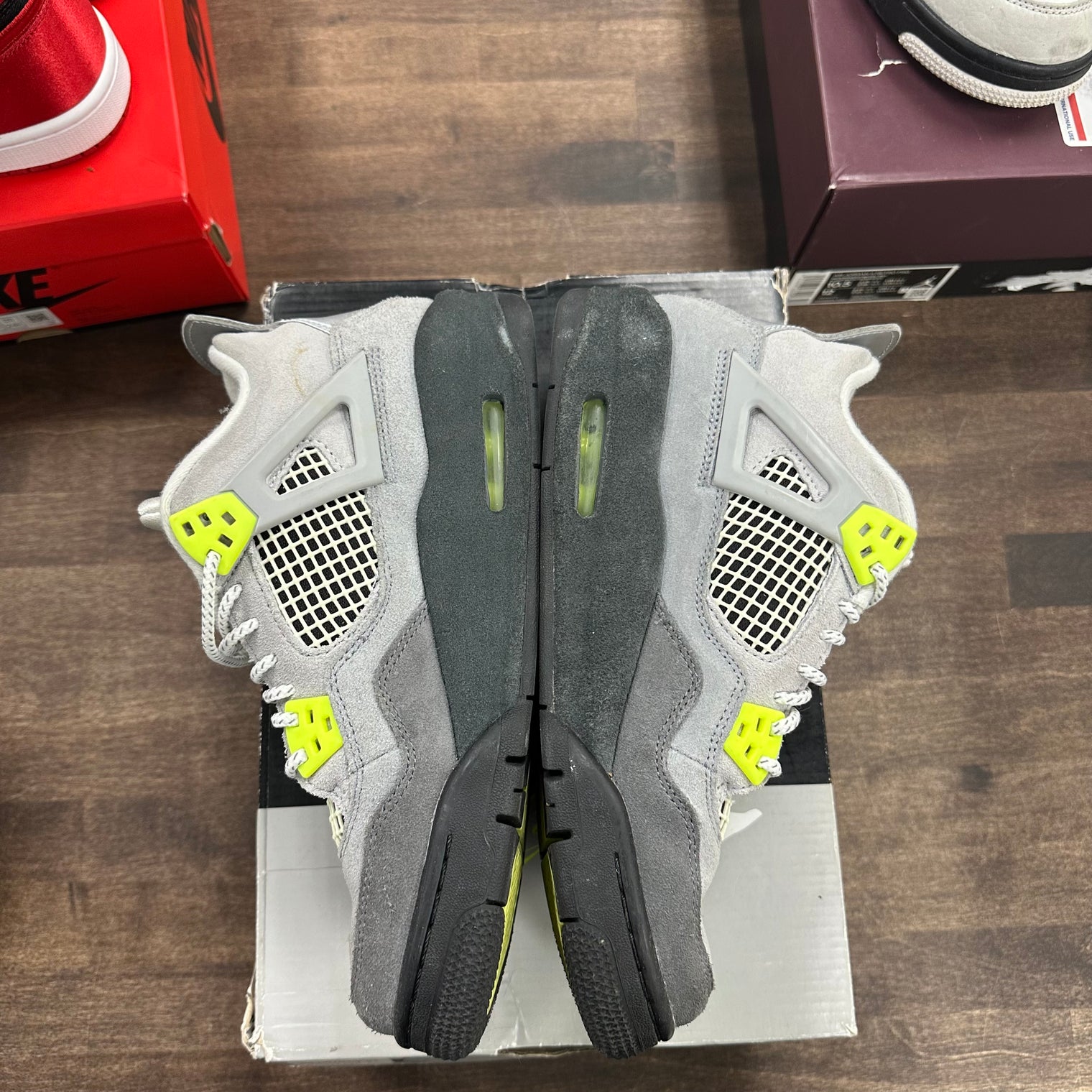 Jordan 4 Retro SE 95 Neon (US 7Y) (USED)