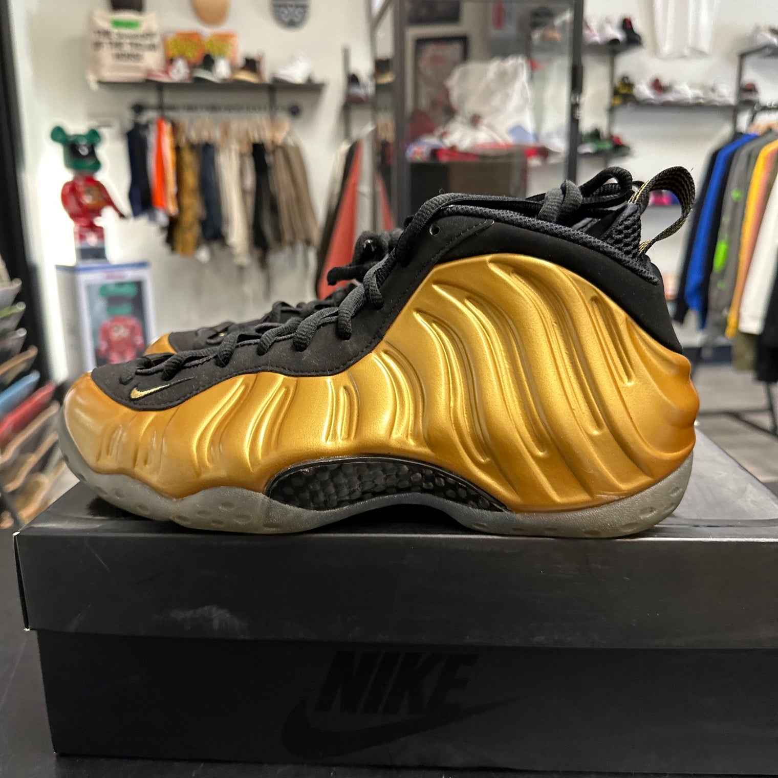 Gold Metallic Nike Foamposite (USED)