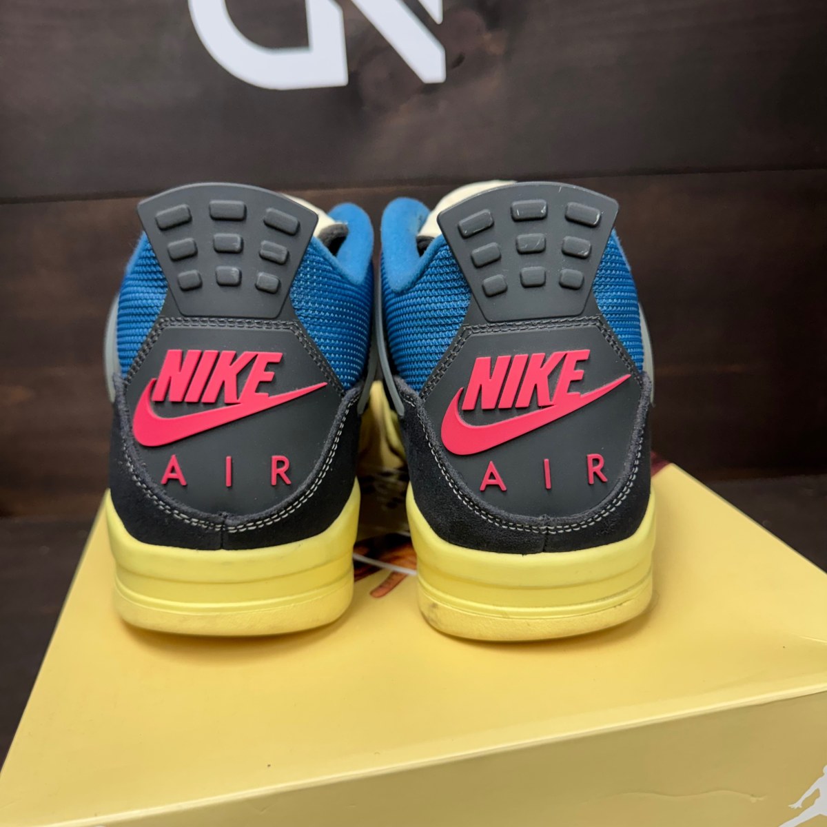 Jordan 4 Retro Union Off Noir - Image 5