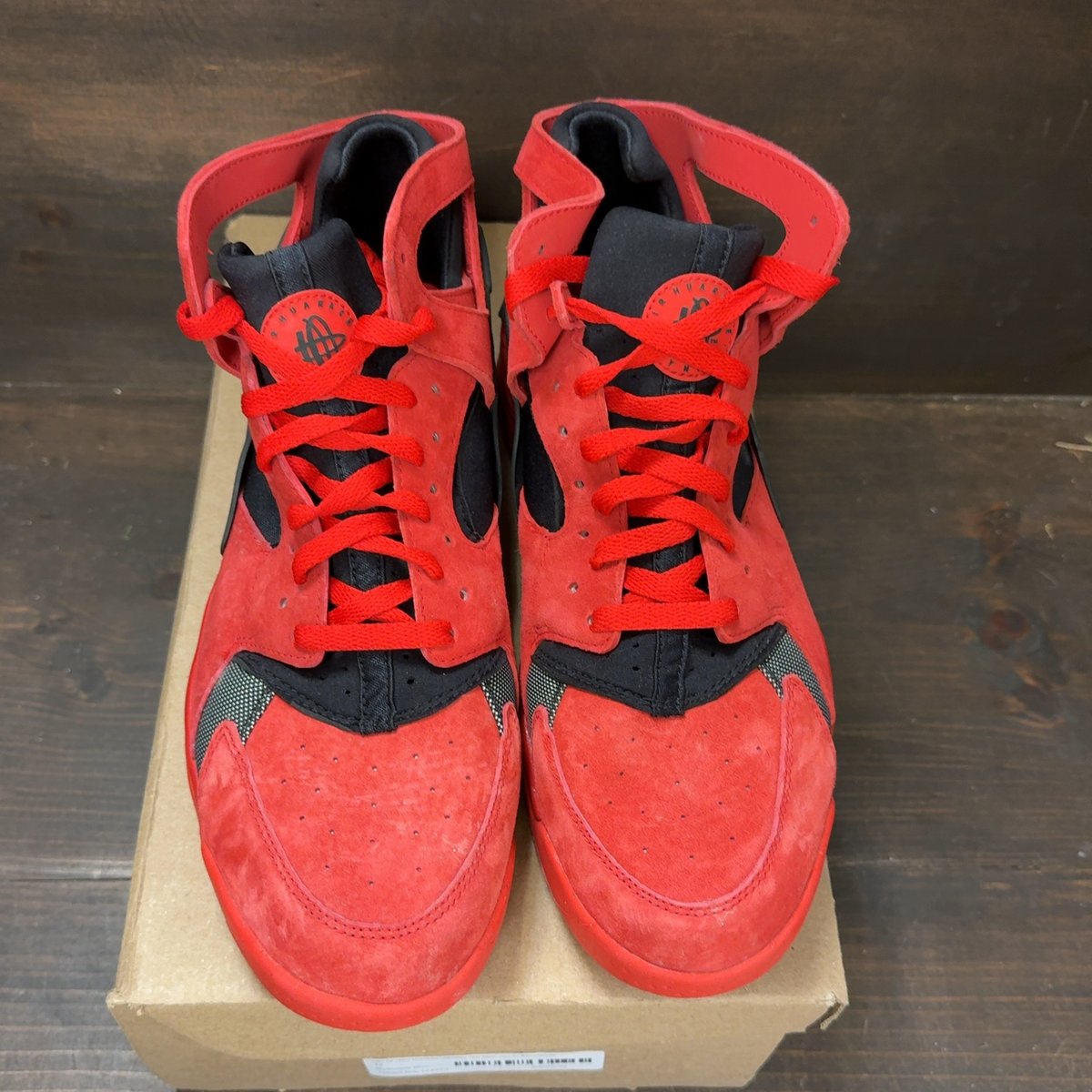 Nike Air Flight Huarache University Red Black Size 12 (Pre-Owned) - tag