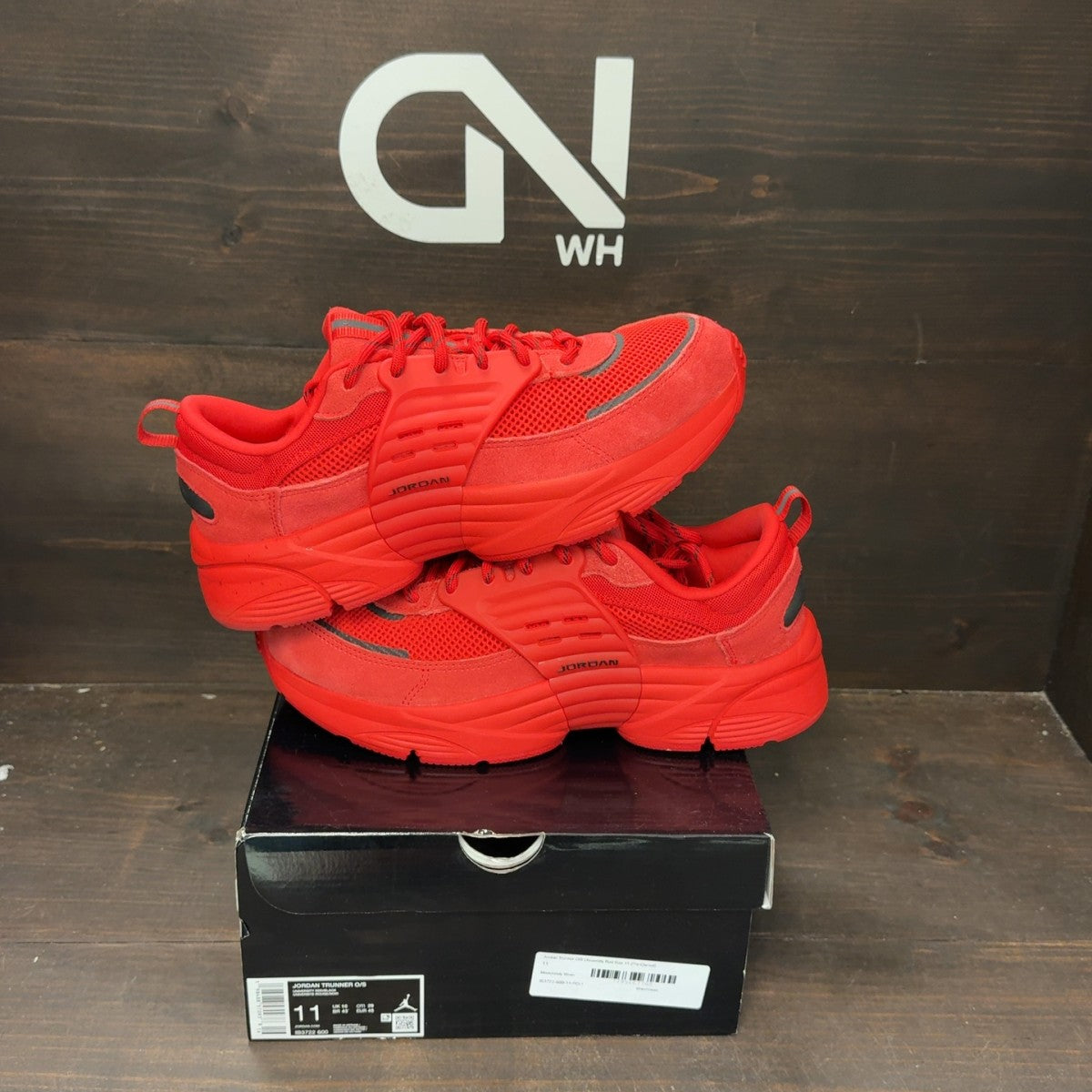 Jordan Trunner O/S University Red - Image 1