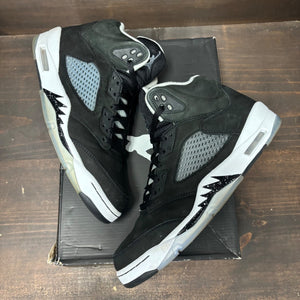 Jordan 5 Retro Moonlight (2021) - Image 2