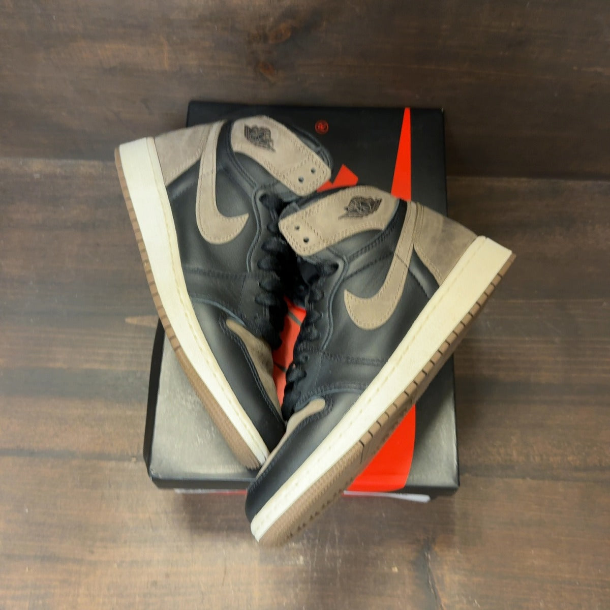 Jordan 1 Retro High OG Palomino (GS) - Image 2